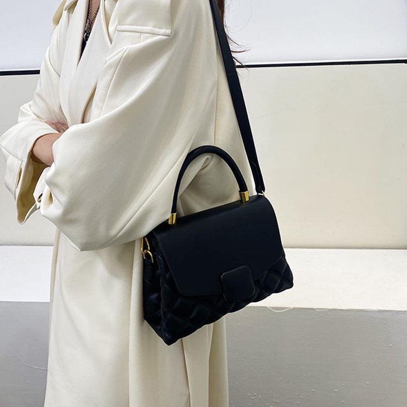 Túi đeo chéo IELGY khóa từ tính đính đá thời trang Hàn Quốc cho nữ