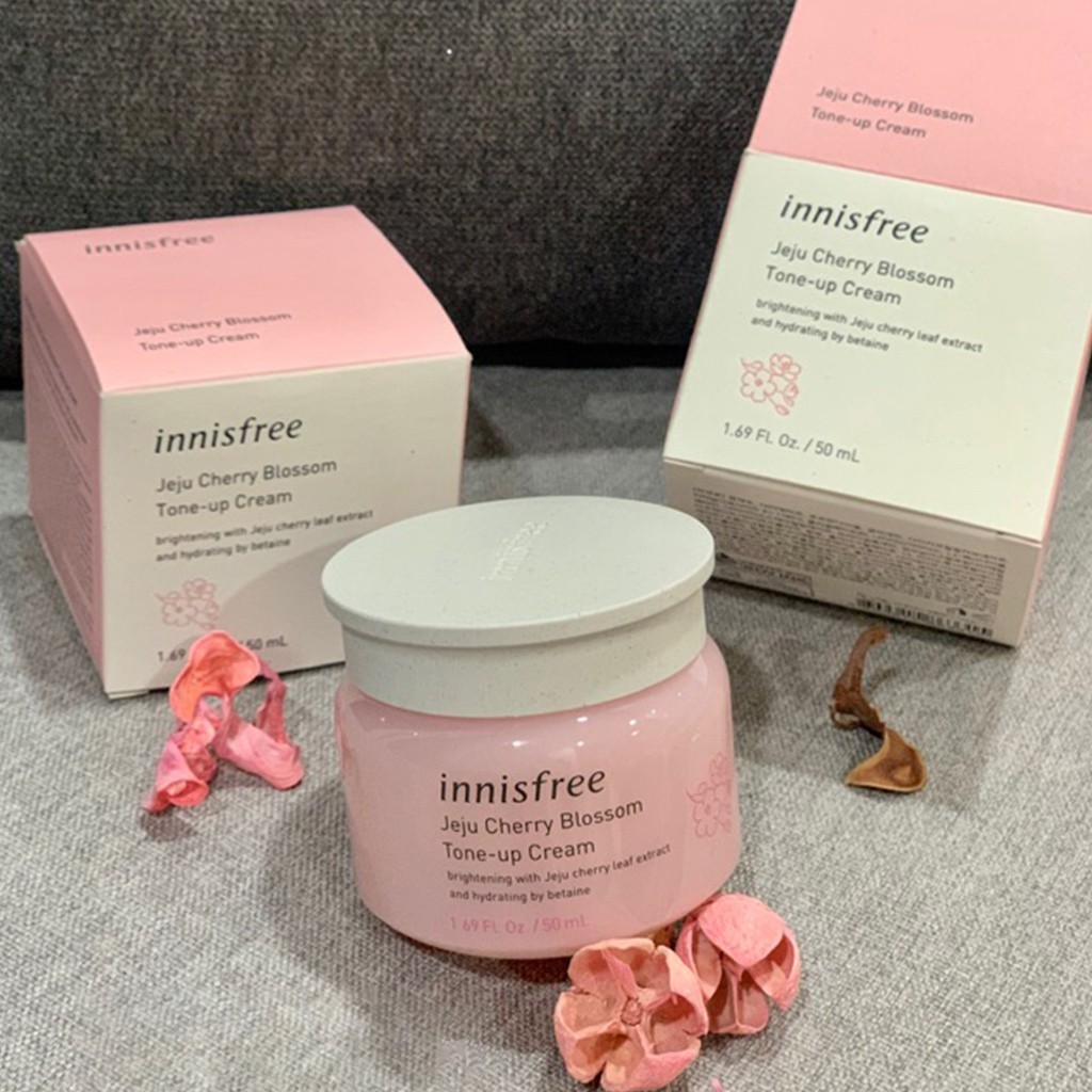 Dưỡng Trắng Innisfree Jeju Cherry Blossom Tone-Up Cream 50ml
