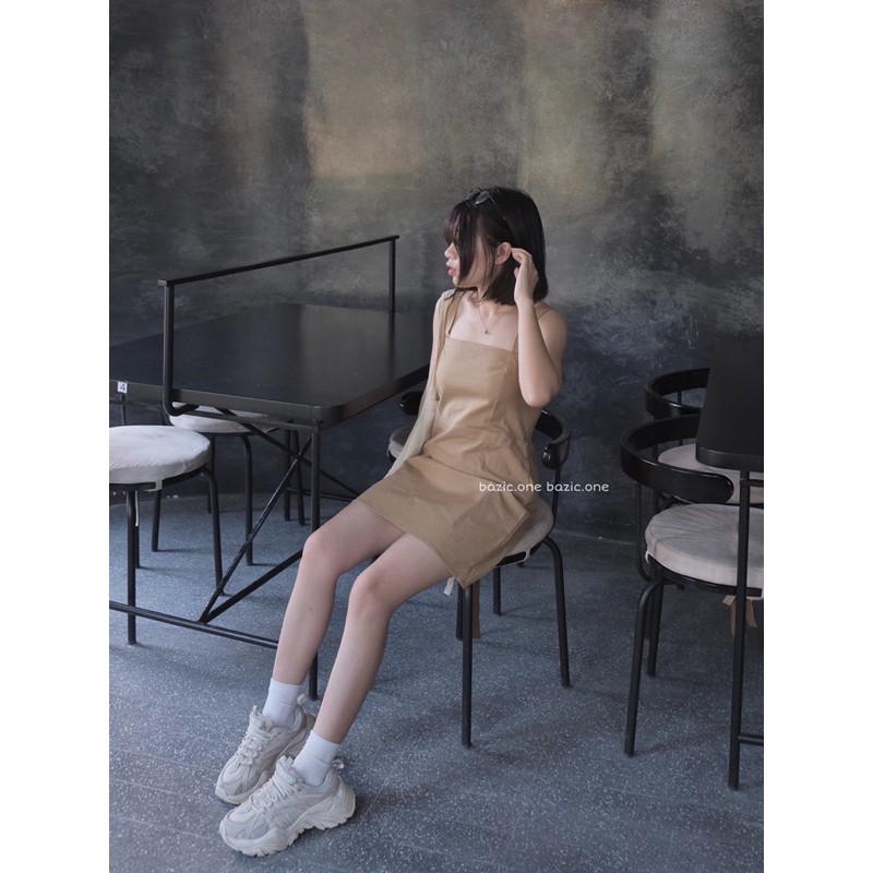Váy 2 dây bản to Bazic one | BigBuy360 - bigbuy360.vn