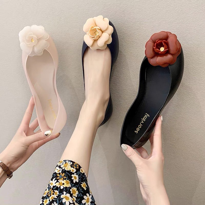 Mã B75 Giày búp bê nhựa dẻo thơm trong đính hoa trà hở mũi soervimy - Chọn size theo bảng size