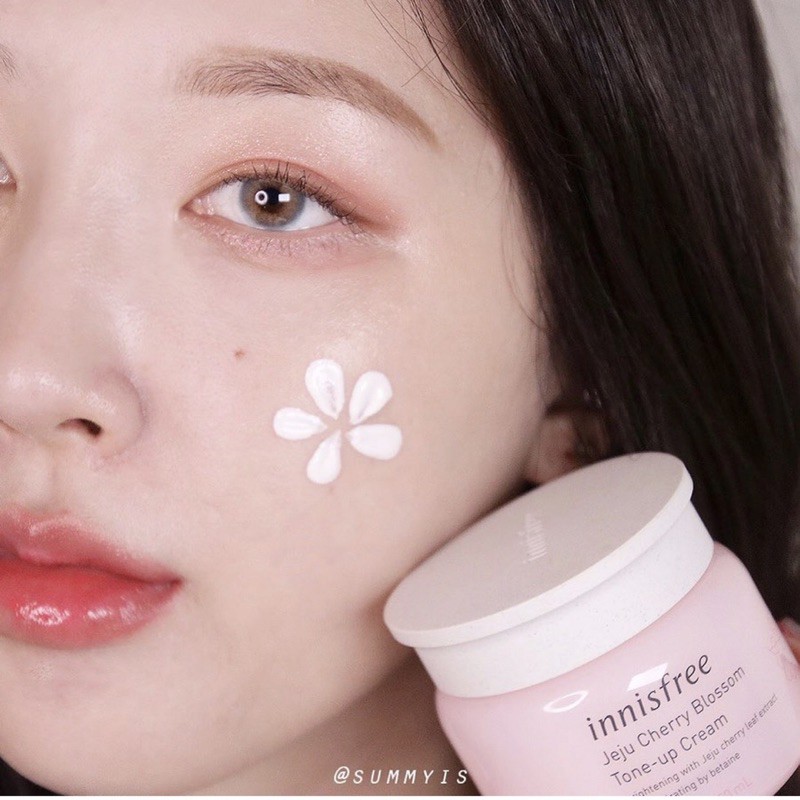 SET KEM DƯỠNG DA INNISFREE JEJU CHERRY BLOSSOM MORNING