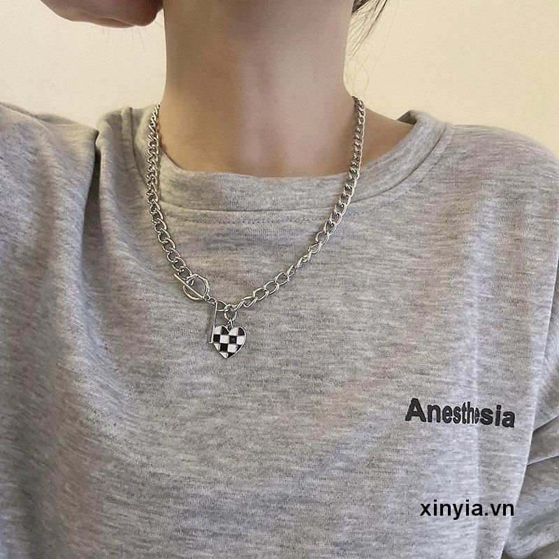 Vòng cổ mặt hình hình trái tim họa tiết caro phong cách Hàn Quốc thời trang cho cặp đôi