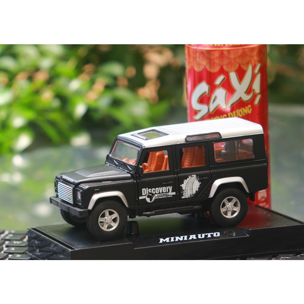 Đồ chơi Xe mô hình hợp kim Land Rover Defender cao cấp tỷ lệ 1:32