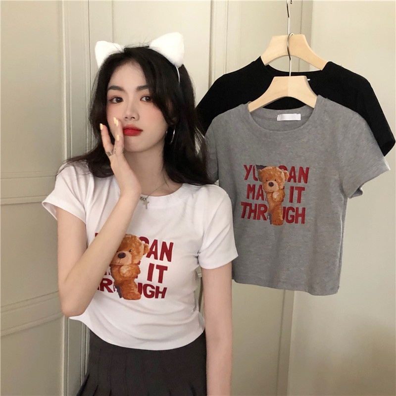 ÁO THUN CROPTOP NỮ IN HÌNH GẤU 3 MÀU ĐEN TRẮNG MUỐI TIÊU DỄ THƯƠNG HÀN QUỐC  CR22039