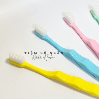 Bàn chải đánh răng Nano