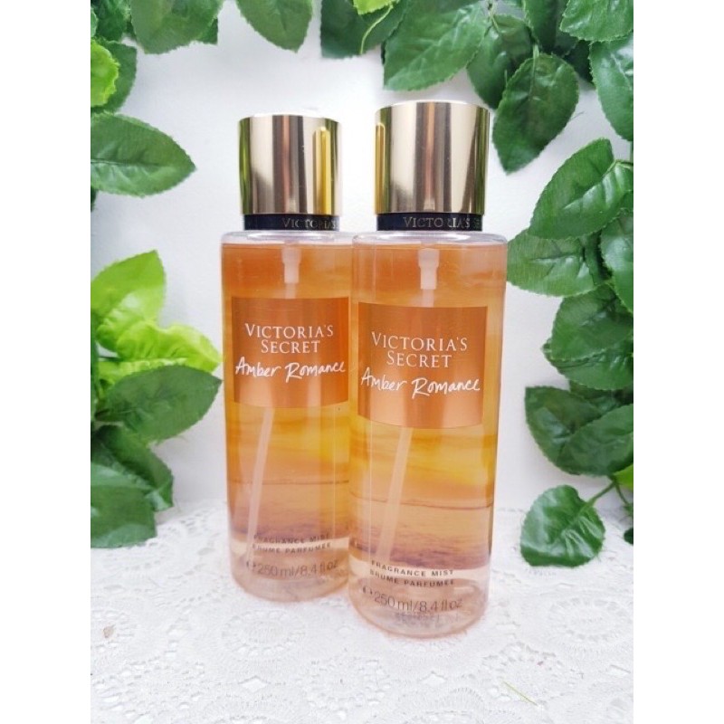 Xịt thơm toàn thân Victoria's Secret Amber Romance 250 ml