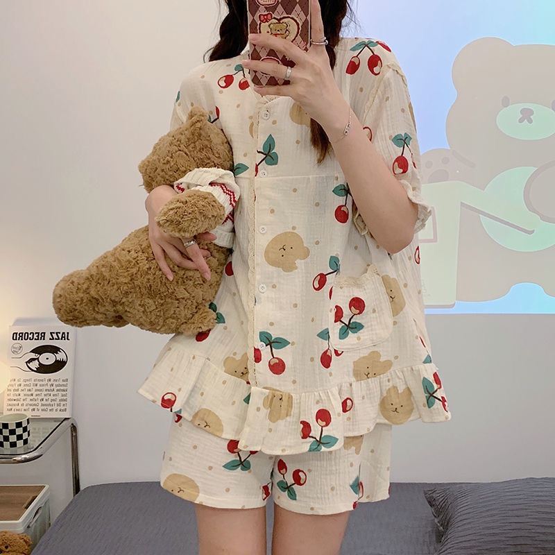 Set pyjama form rộng in hoa nhí phối ren phong cách công chúa ngọt ngào mùa hè