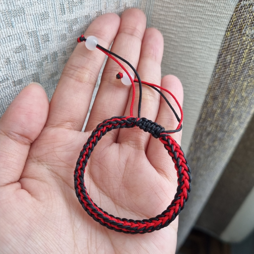 Vòng Tay EBI Chỉ Đỏ May Mắn Dây thắt rút tùy chỉnh độ rộng phù hợp cho nam và nữ