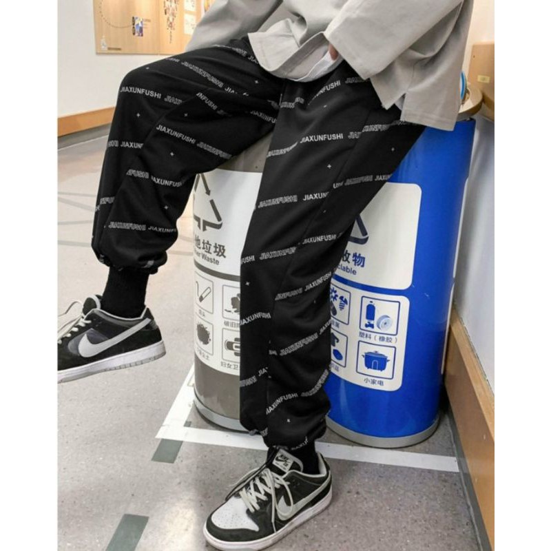 Quần jogger unisex nam nữ ống rộng in hoạt hình thoi trang teen hè