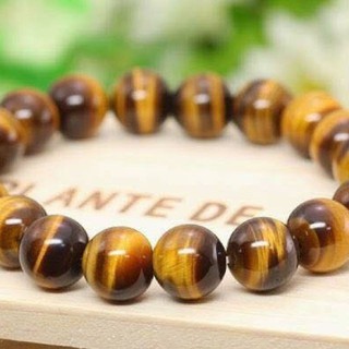 vòng đá mắt hổ 10 ly phong thủy