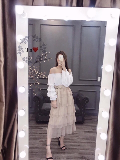 Chân váy voan nhũ 5 tầng dài siêu chảnh có video | BigBuy360 - bigbuy360.vn