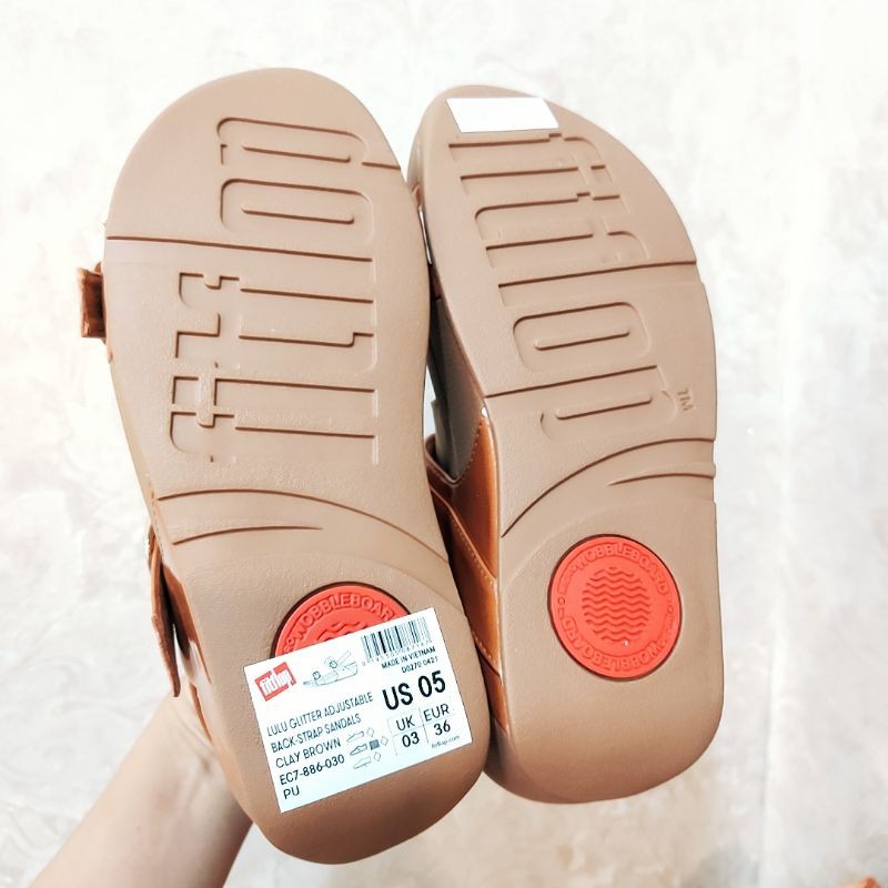 sandal fitflop