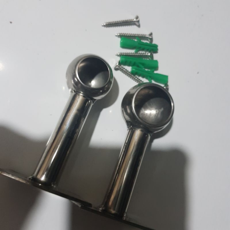 Combo 2 bass inox bắt tường , đế vuông gồm 2 cái dùng để treo màn ,làm tay vịn , treo khăn ..dài 10cm , Hàng dày