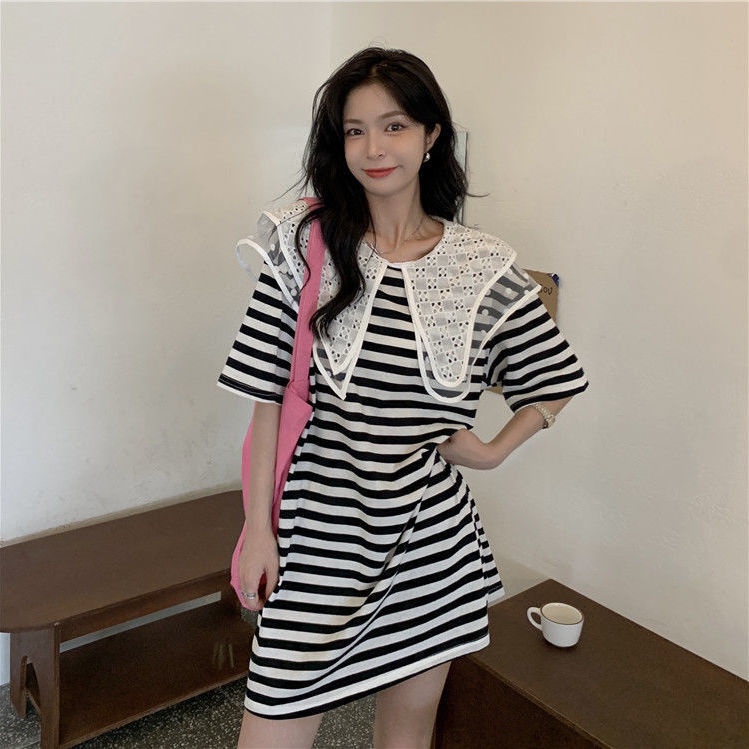Đầm Tay Ngắn Ống Loe Họa Tiết Kẻ Sọc Phong Cách Hàn Quốc