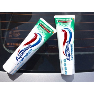 KEM ĐÁNH RĂNG AQUAFRESH 140G NHẬT BẢN