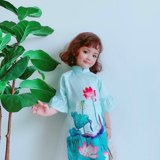 Áo dài cách tân bé gái hoa sen Màu xanh