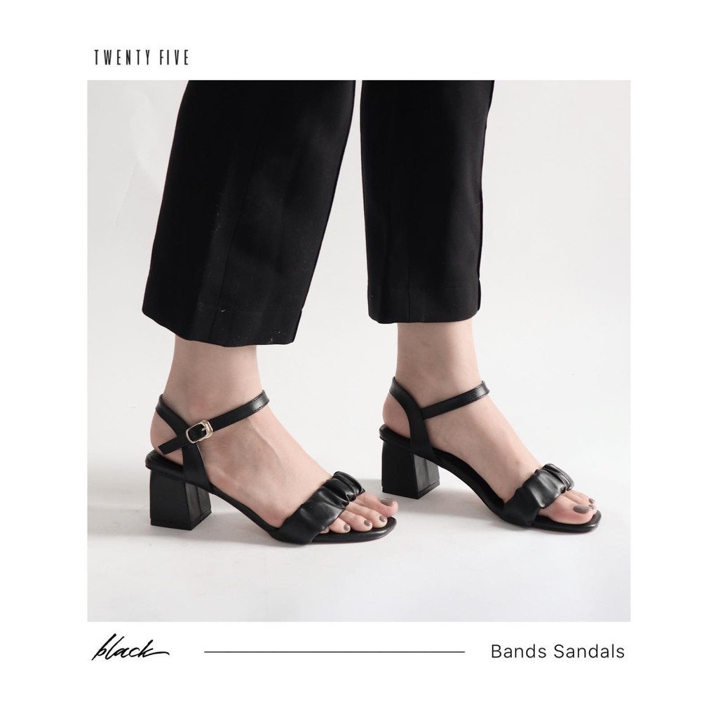 Giày nữ quai ngang bự - Band Sandals Twentyfive Studio