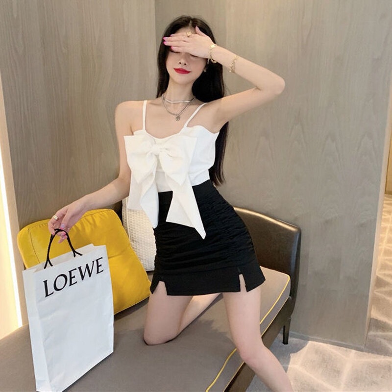 Áo hai dây IELGY ngắn ôm dáng thắt nơ xinh xắn thời trang mùa hè dành cho nữ