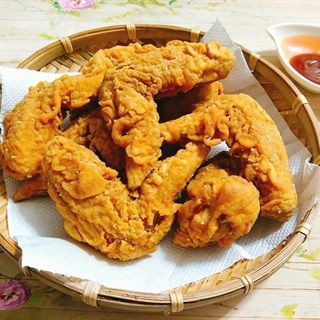 - CÁNH GÀ NGUYÊN NHẬP KHẨU