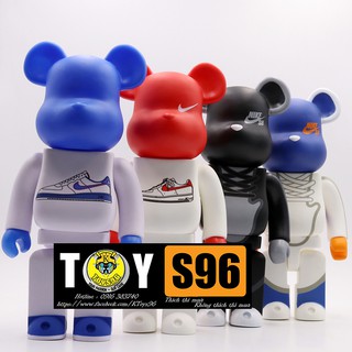 Mô hình Bearbrick Nike SB 28 cm (400%)
