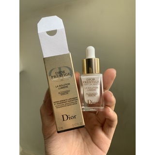 Serum dưỡng trắng da Dior Prestige Light In White La Sollution Lumiere