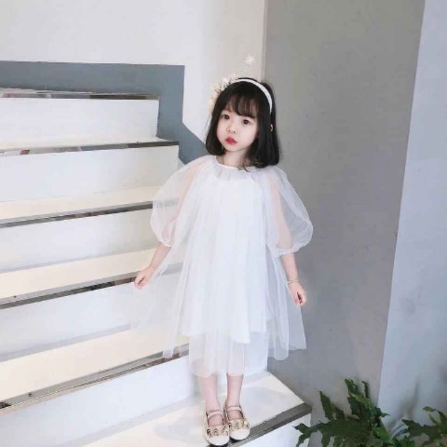 Đầm bé gái dễ thương