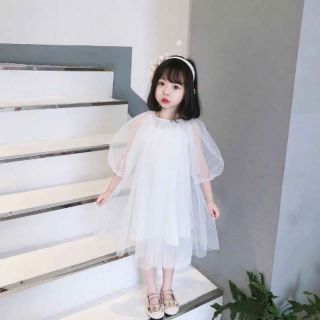Đầm bé gái dễ thương