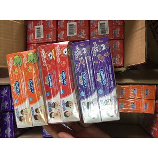Kem đánh răng trẻ em Komodo Dâu/Cam/Nhớ (mua 10 tặng 1 bao lì xì tết 2018 giá 15k)