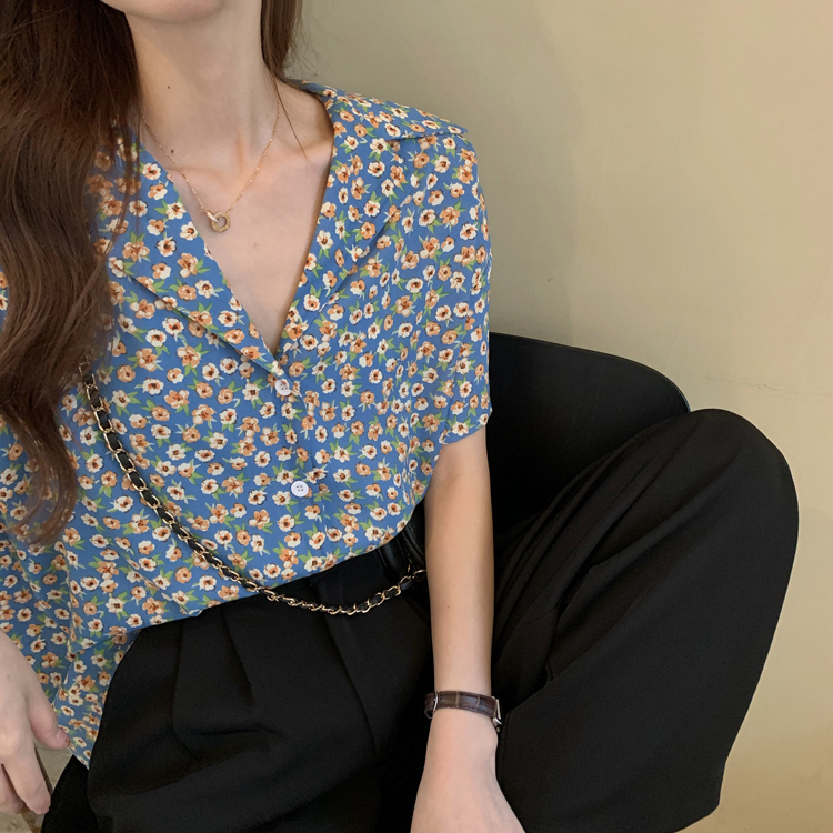 Áo Sơ Mi Nữ Tay Ngắn Họa Tiết Hoa Phong Cách Retro Hàn Quốc