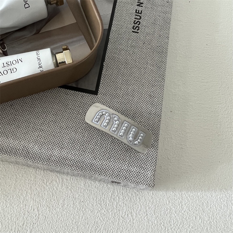 Kẹp Tóc Đính Đá Chữ Lớn Lấp Lánh Phong Cách Âu Mỹ Cho Nữ