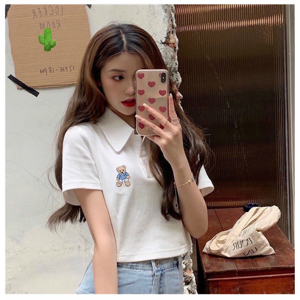 Áo Croptop Cổ Bẻ Thêu Gấu