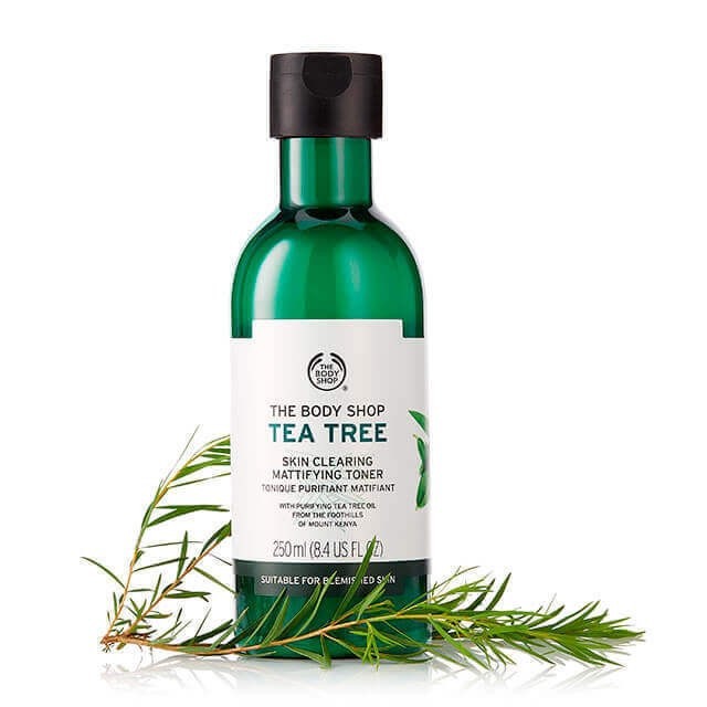 Nước Cân Bằng Da, Ngừa Mụn The Body Shop Tea Tree Skin Clearing Mattifying Toner 250ml - UK Chính Hãng