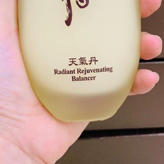 Nước hoa hồng Whoo tái sinh Radiant Rejuvenating Balancer 150ml ( hàng tách set không vỏ hộp )