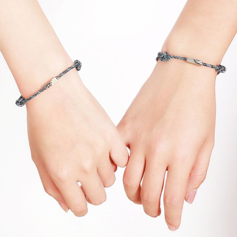 Set 2 vòng tay bện dây có nam châm cao cấp dành cho đôi tình nhân