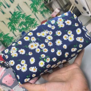Hộp bút vải hoa cúc nhí