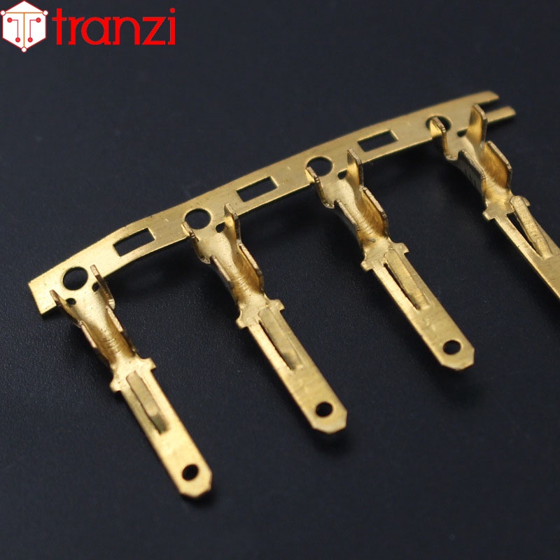 Lõi header 2.8mm 28050 đực  - túi 50 cái