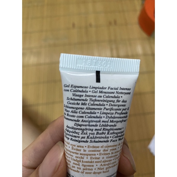 SỮA RỬA MẶT /  Sữa rửa mặt Kiehls Calendula Deep Cleansing Foaming Face Wash Kiehls 30ml
