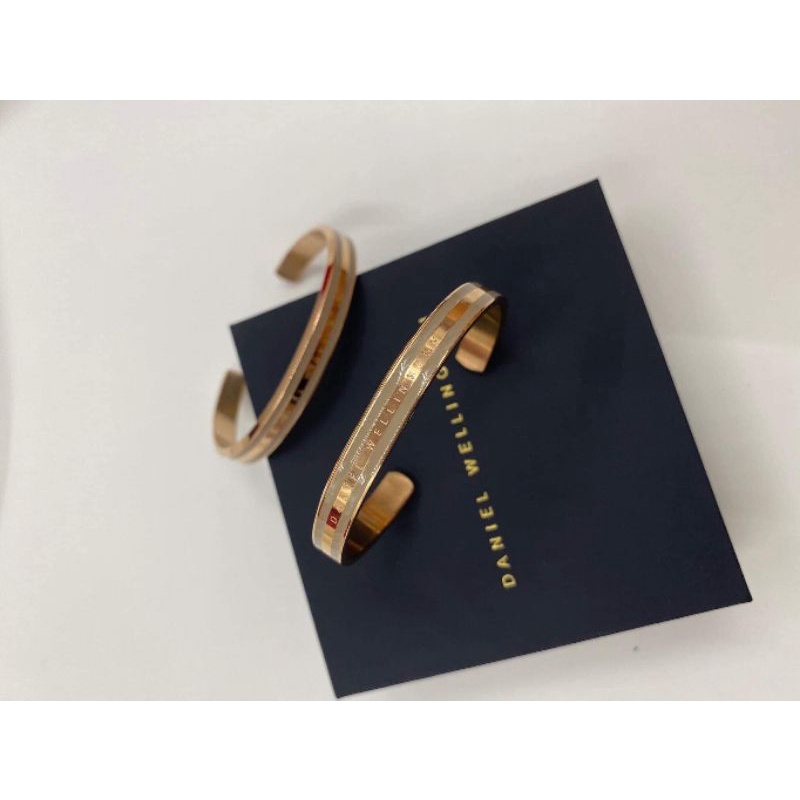 Vòng Tay Cuff V2 No Box