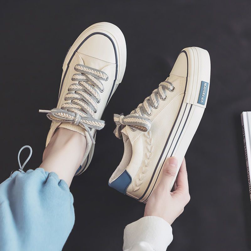 Giày vải Giày thể thao Giày bệt đế dày tăng chiều cao Hình dạng tai lúa mì mỏng thoáng khí mềm mại giày nữ thời trang mùa xuân và mùa thu