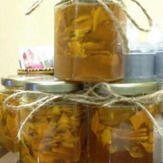 Nghệ tươi ngâm mật ong