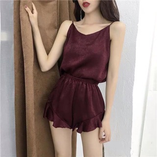 Bộ lụa 2 dây sexy (kèm video,ảnh thật)