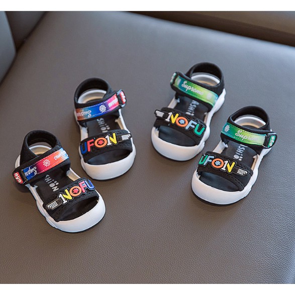 GIÀY SANDAL DA MỀM QUAI DÁN MŨI BẢO VỆ CHÂN CHO BÉ TRAI