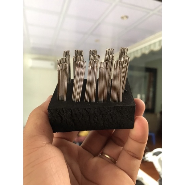 5 chiếc kim 3 cạnh tặng bao mỏ