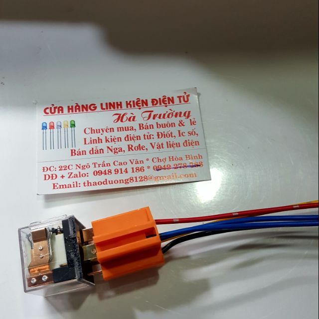 Role dòng 100A kèm đế  24 v 5chân