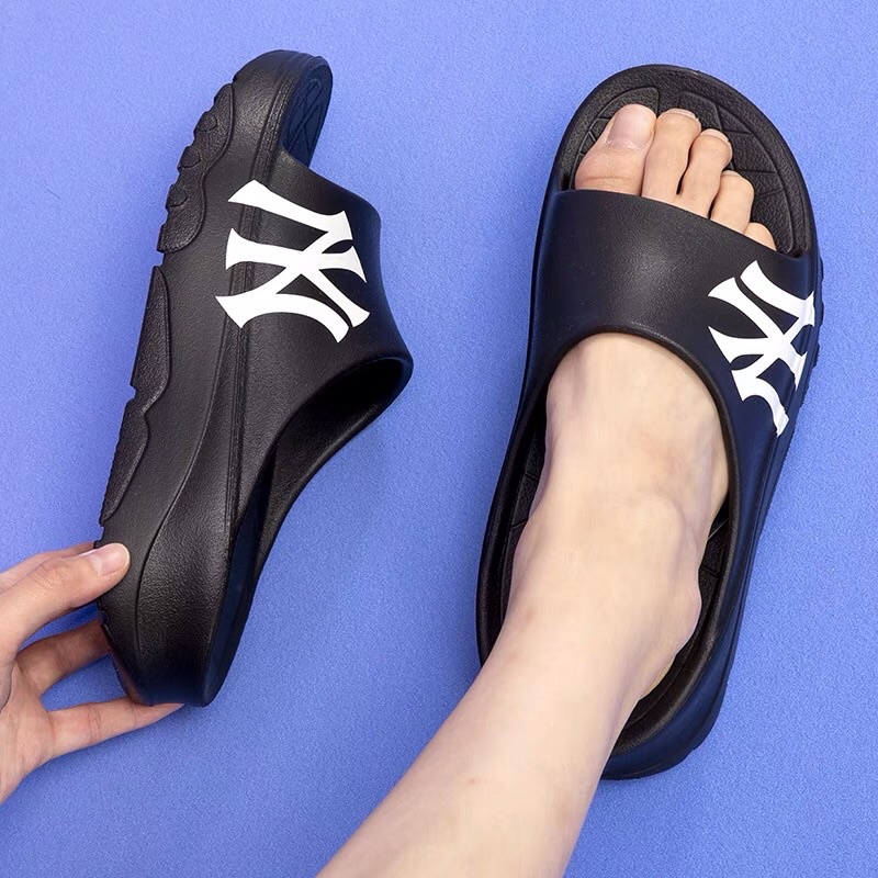 Dép quai ngang nữ đế cao 5cm, tôn dáng cho các bạn gái, chất liệu Eva siêu nhẹ dày dặn, êm ái. Dép quai ngang mlb ny