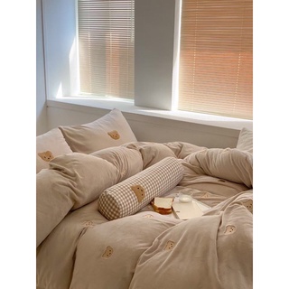 Bộ chăn ga gối nỉ nhung thêu gấu teddy xinh xắn tặng kèm gối ôm