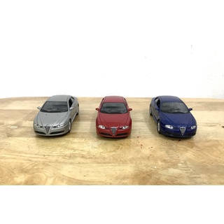 Mô hình xe alfa romeo gt _ tỷ lệ 1:36