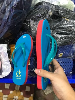 Dép xốp xỏ ngón