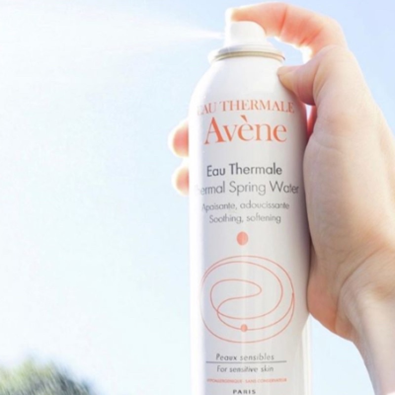 Xịt khoáng AVENE thermal spring water cấp ẩm, làm dịu da