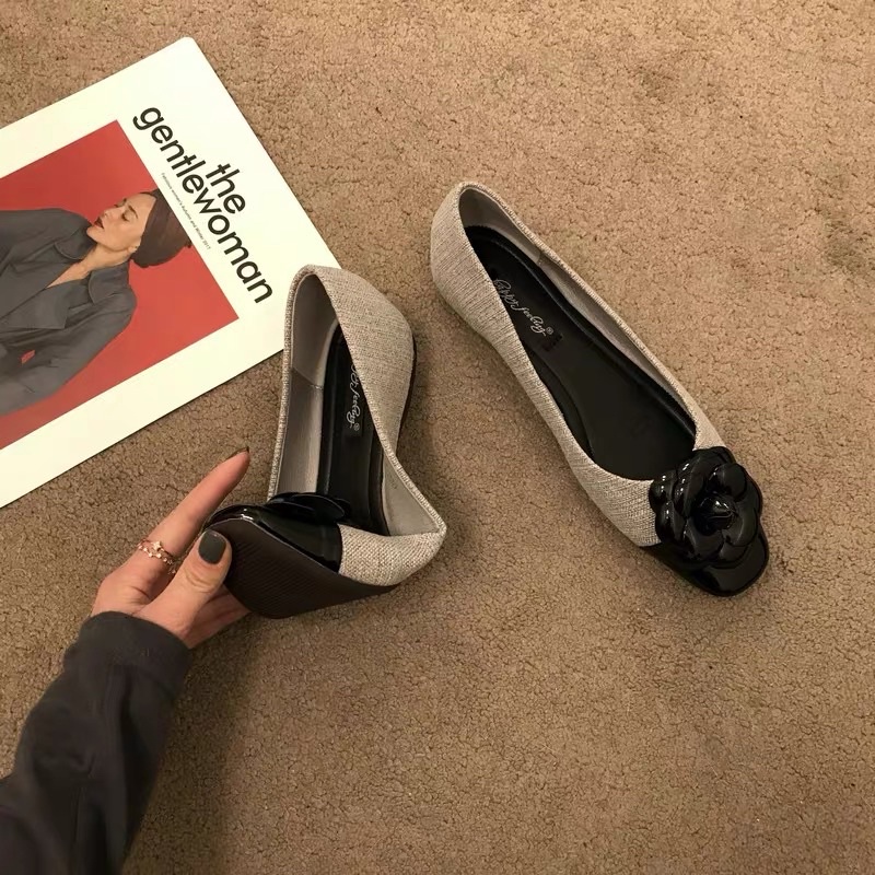 Giày búp bê bệt đính hoa trà kiểu Hàn Quốc mẫu mới 2021